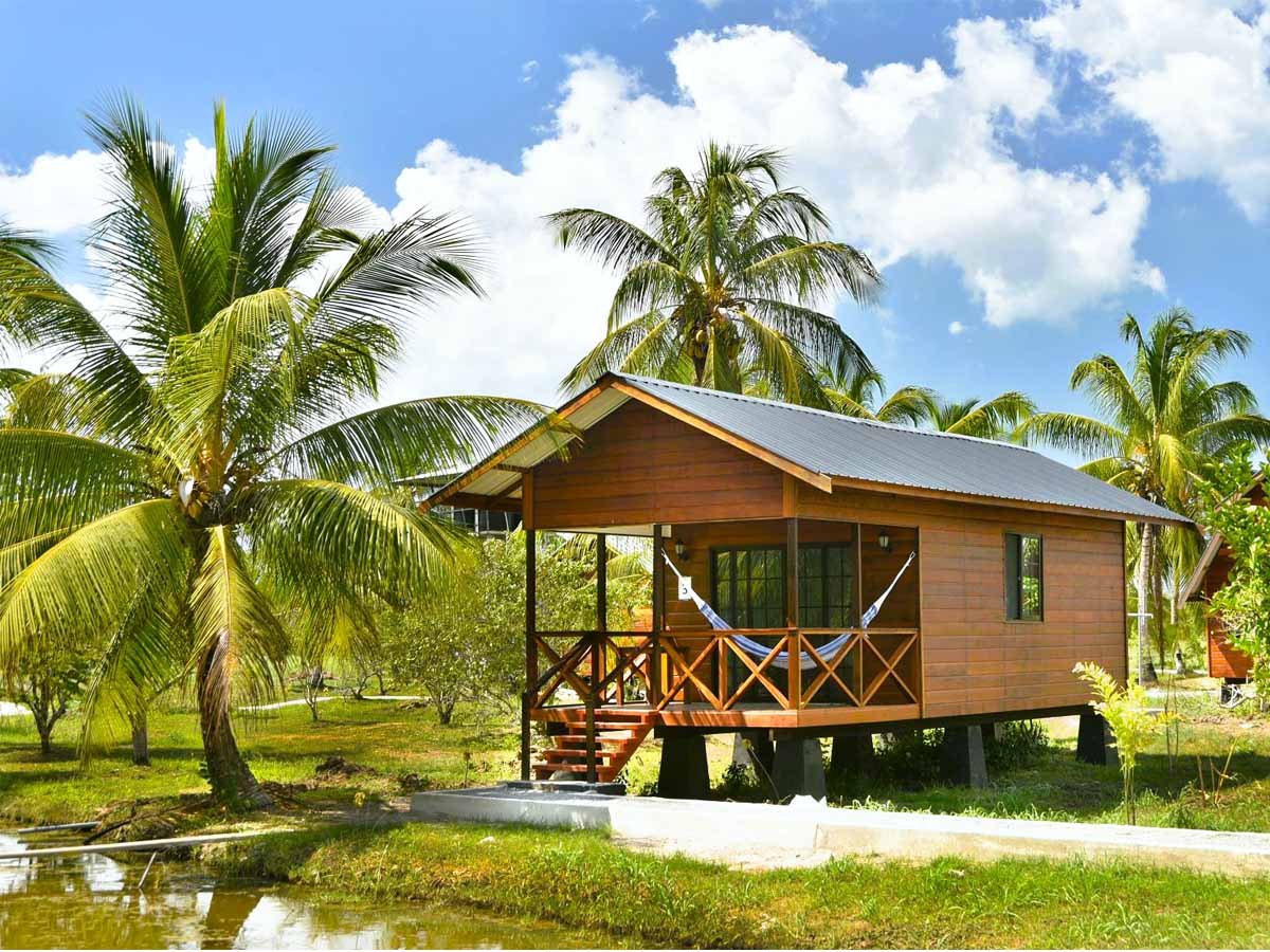 Frederiksdorp - Orange Travel Suriname Cabin